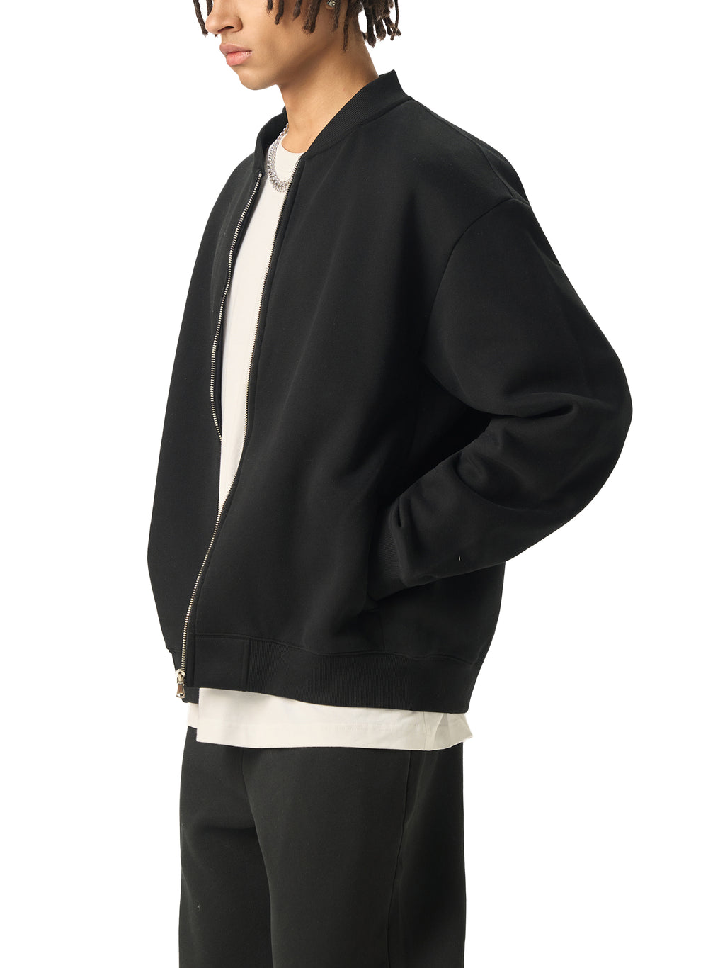 THE CORE FLEECE BOMBER